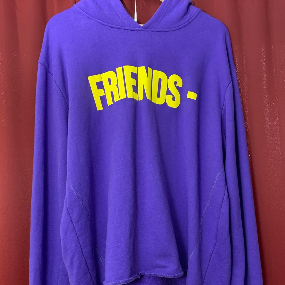 vlone friends cropped hoodie